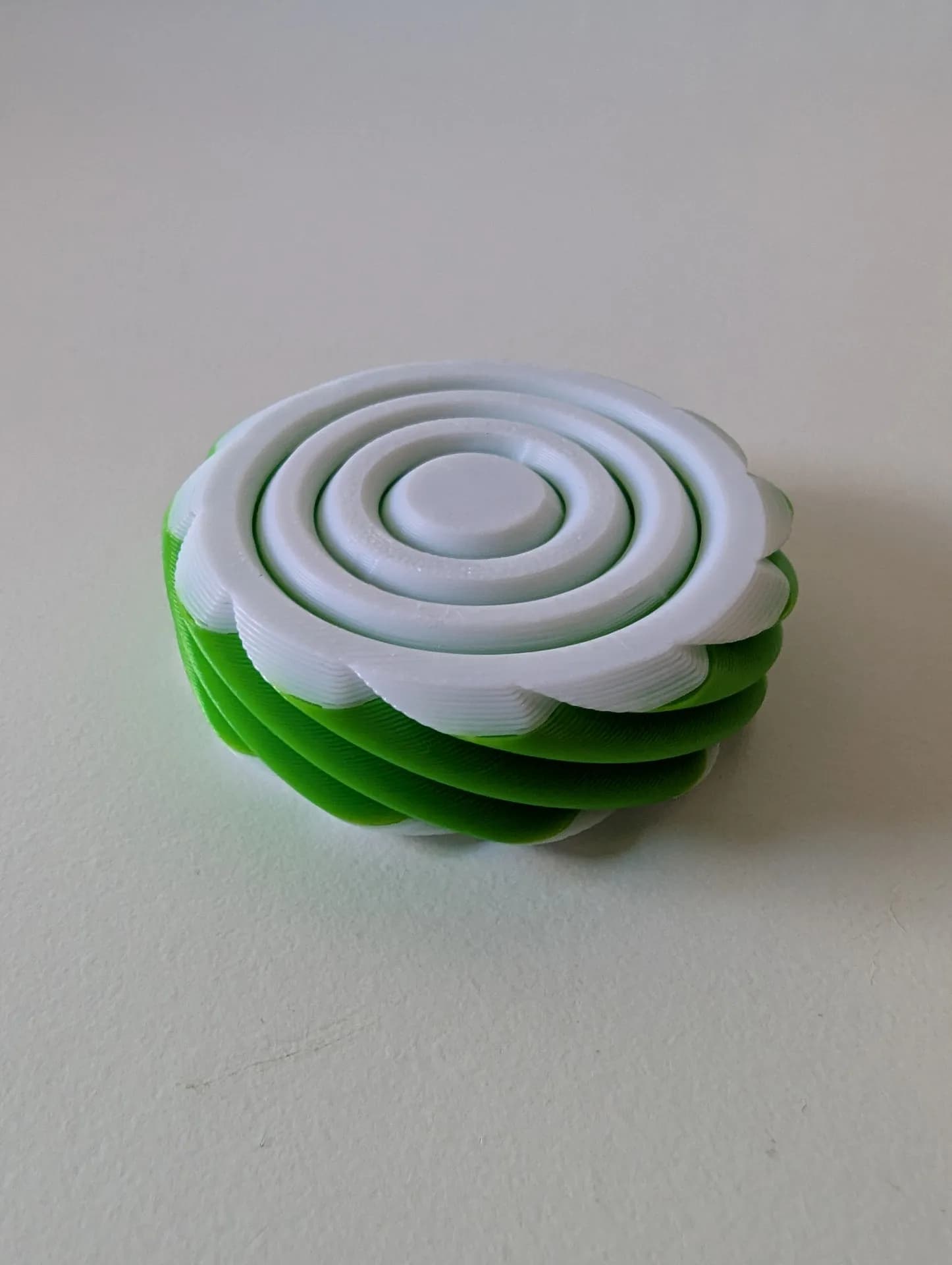 Gyro4 Twist Fidget Spinner - Image 2