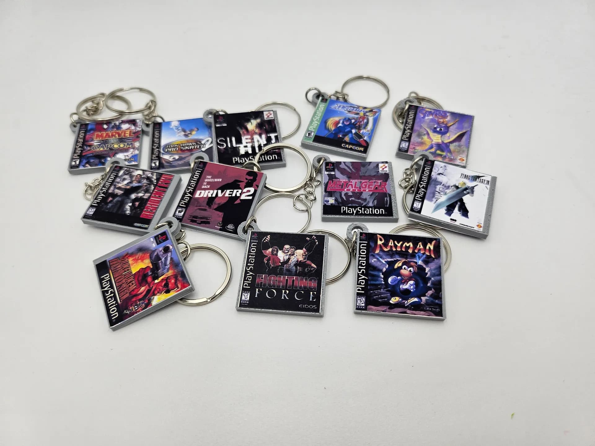 Retro Cartridge Keychains: NES, SNES, N64, Game Boy, PS1, Xbox - Image 5