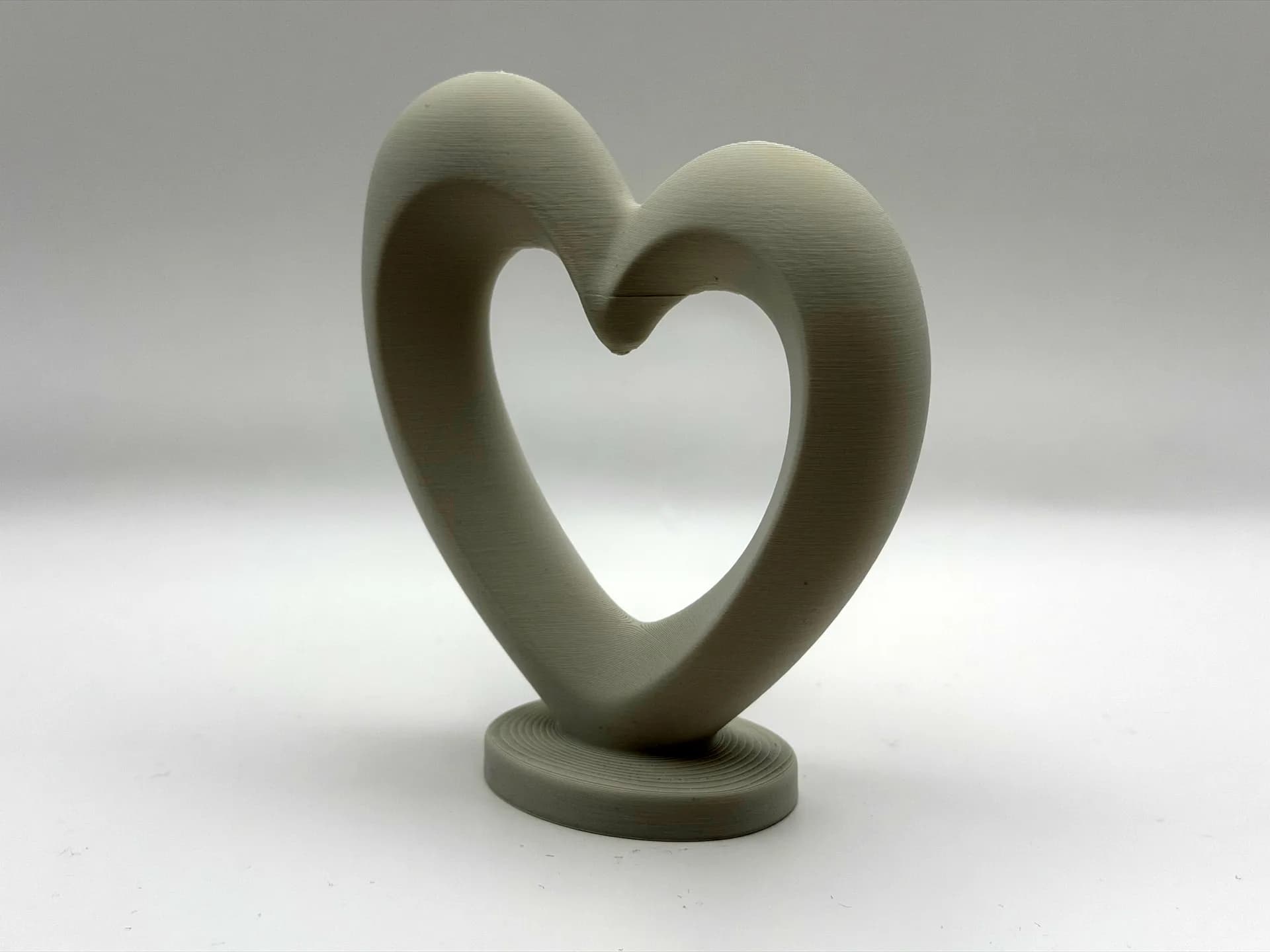 Love Heart Sculpture - Image 2