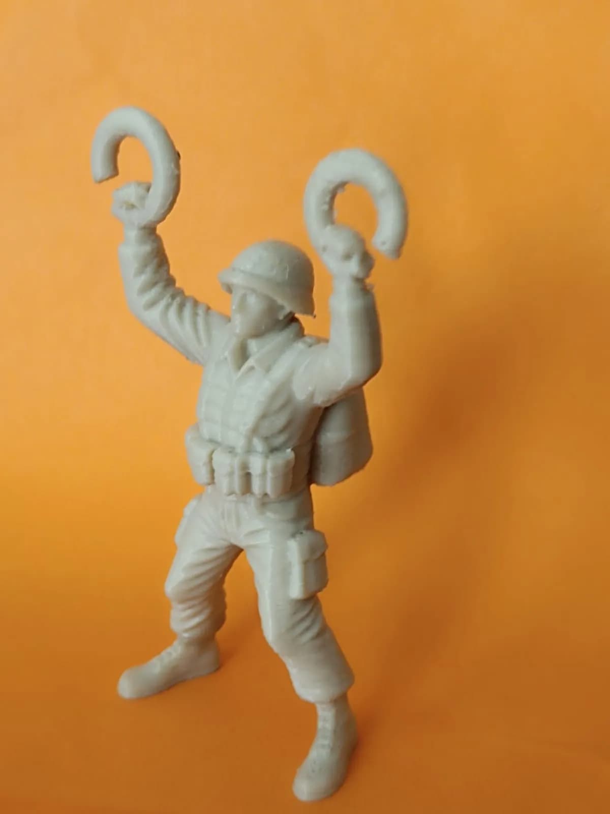 Paratrooper Soldier Toy - Image 3