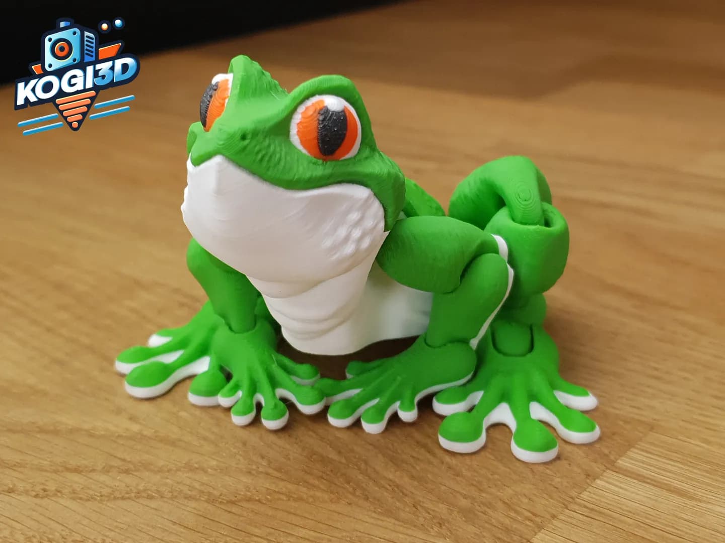 Articulated Tree Frog - Image 1