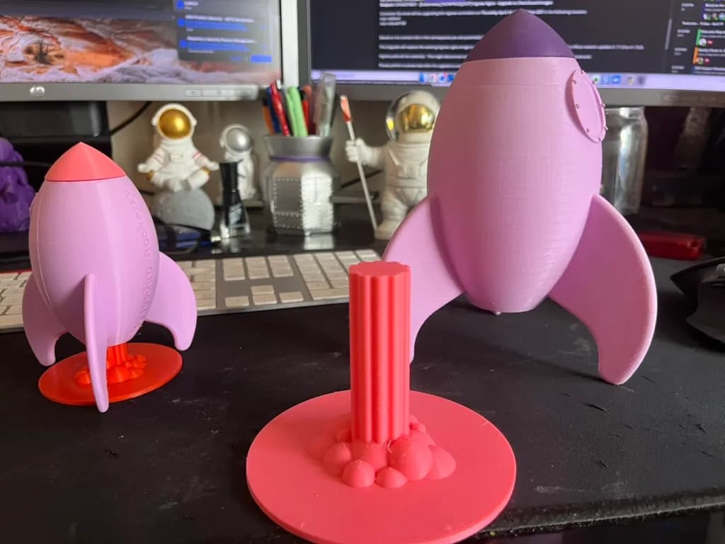 Retro Rocket Desk Display - Image 3