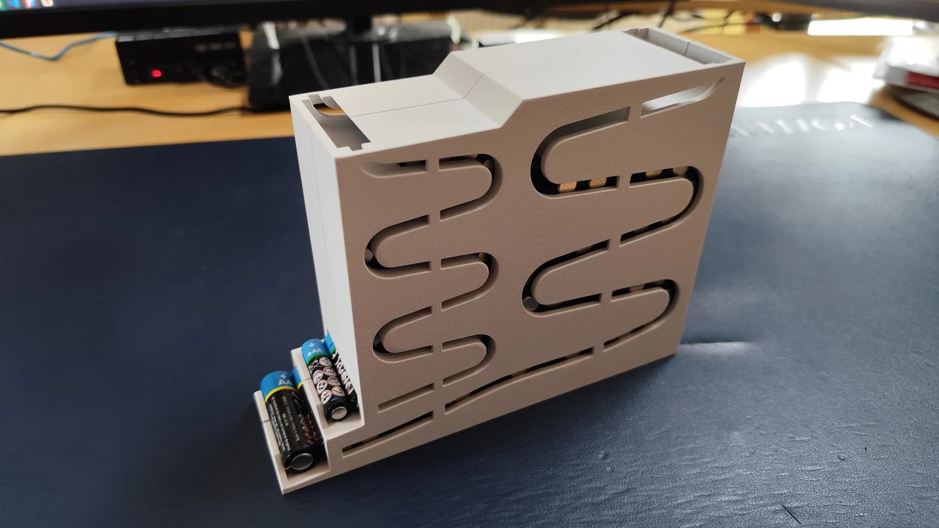 AA and AAA Battery Dispenser - Image 1