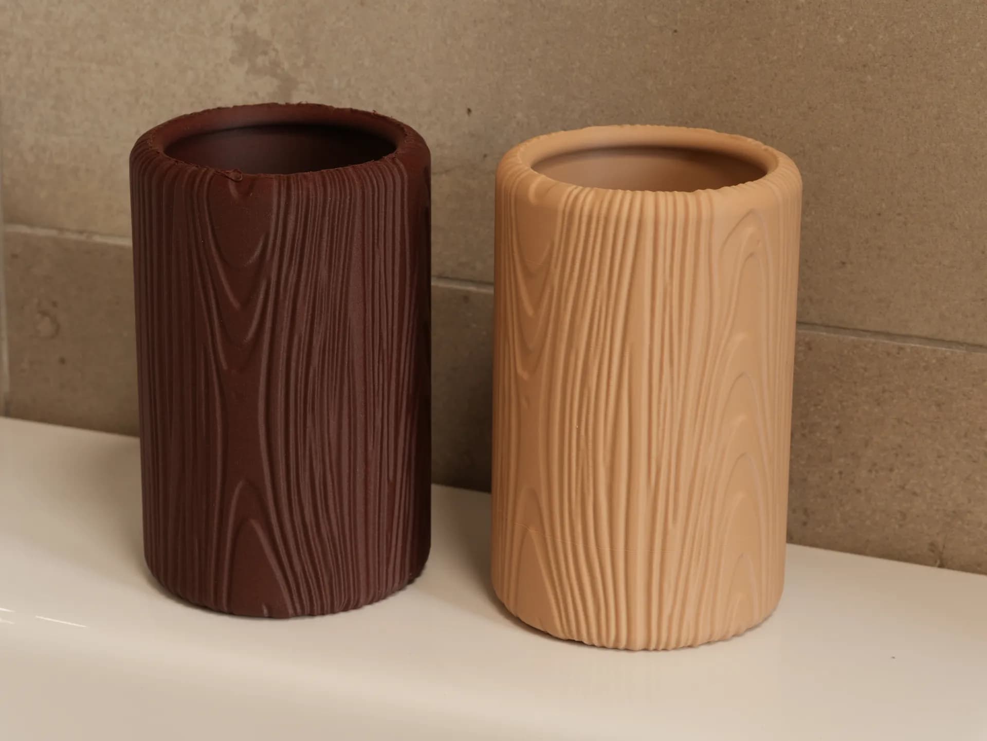 Wood Grain Pen Holder - Image 3