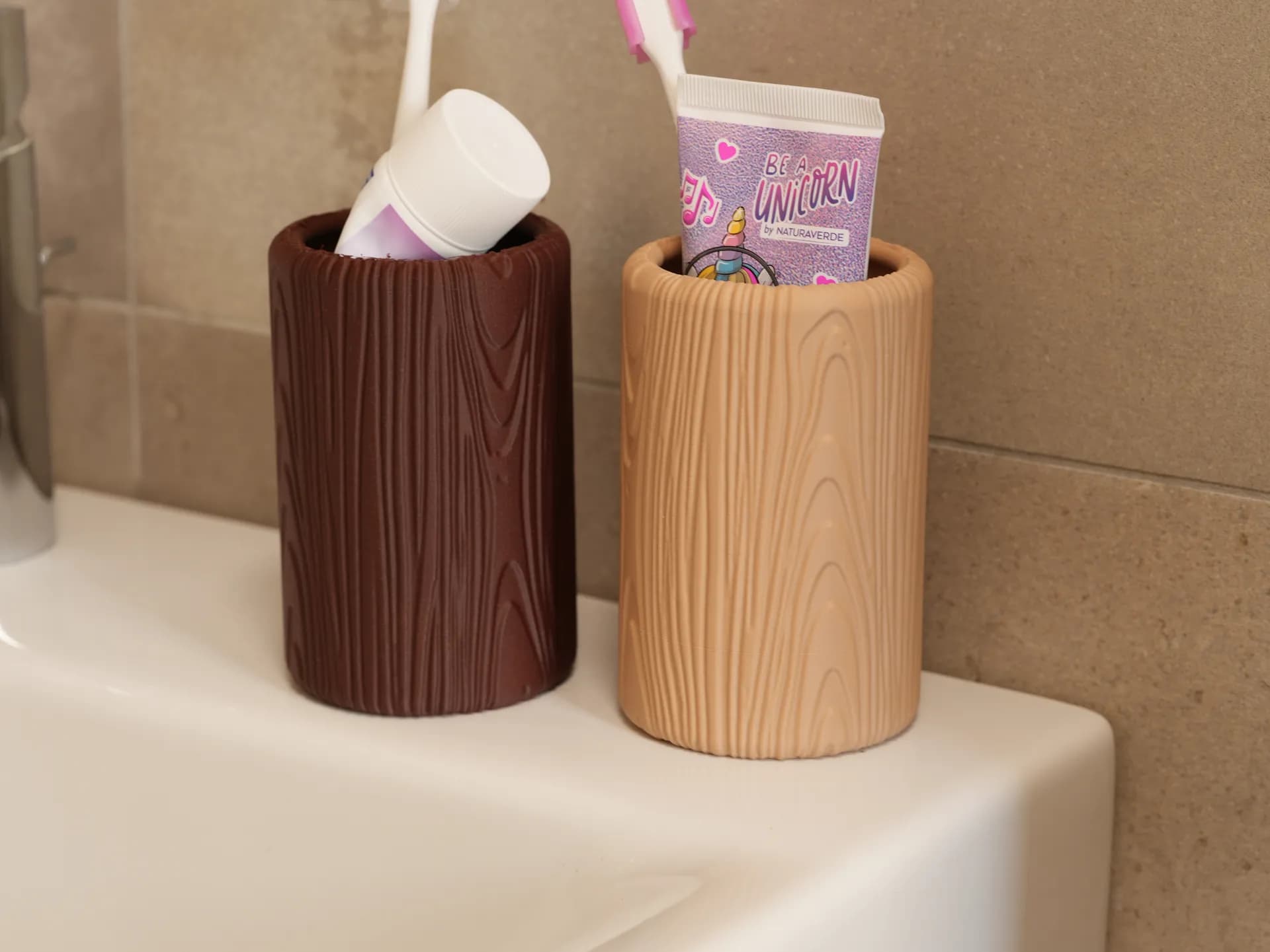 Wood Grain Pen Holder - Image 4