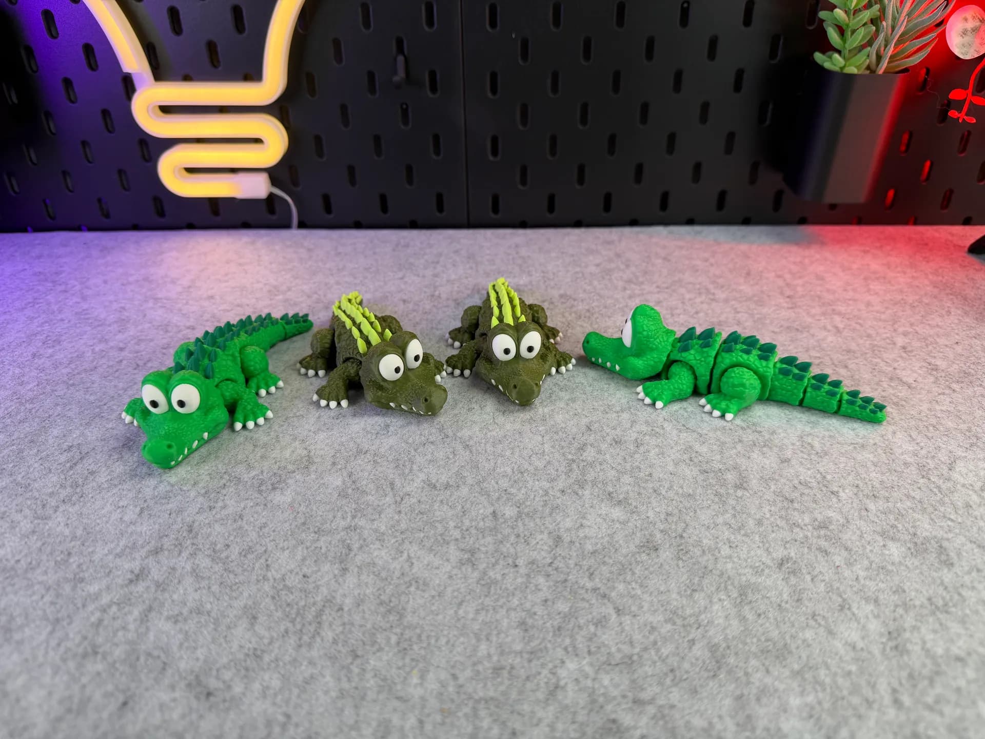 Cute Articulated Crocodile - Image 7