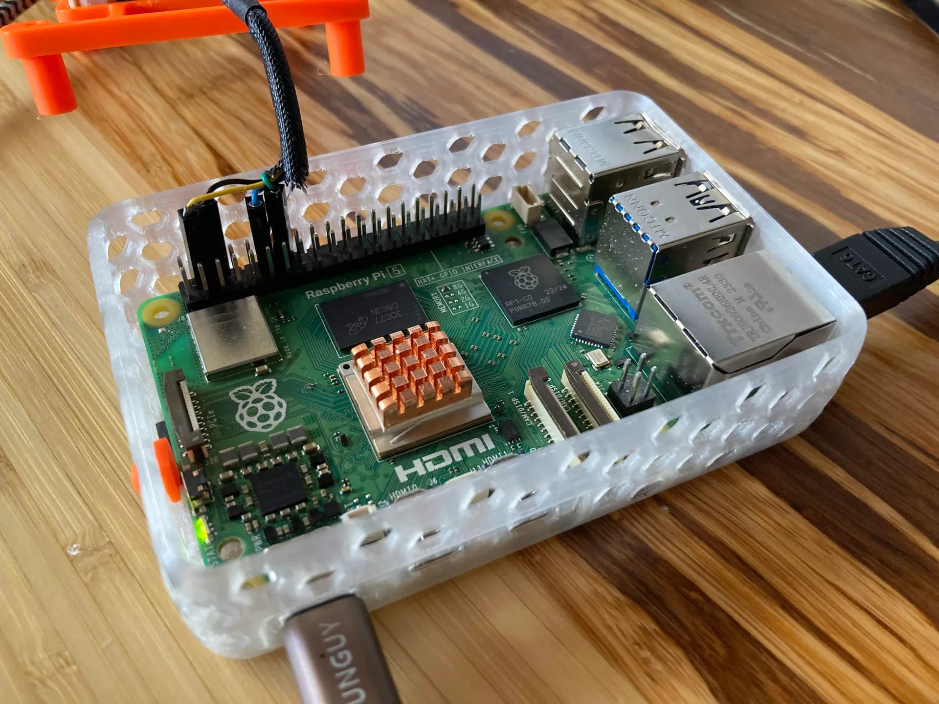 HexCase for Raspberry Pi 5 with Noctua Fan - Image 4