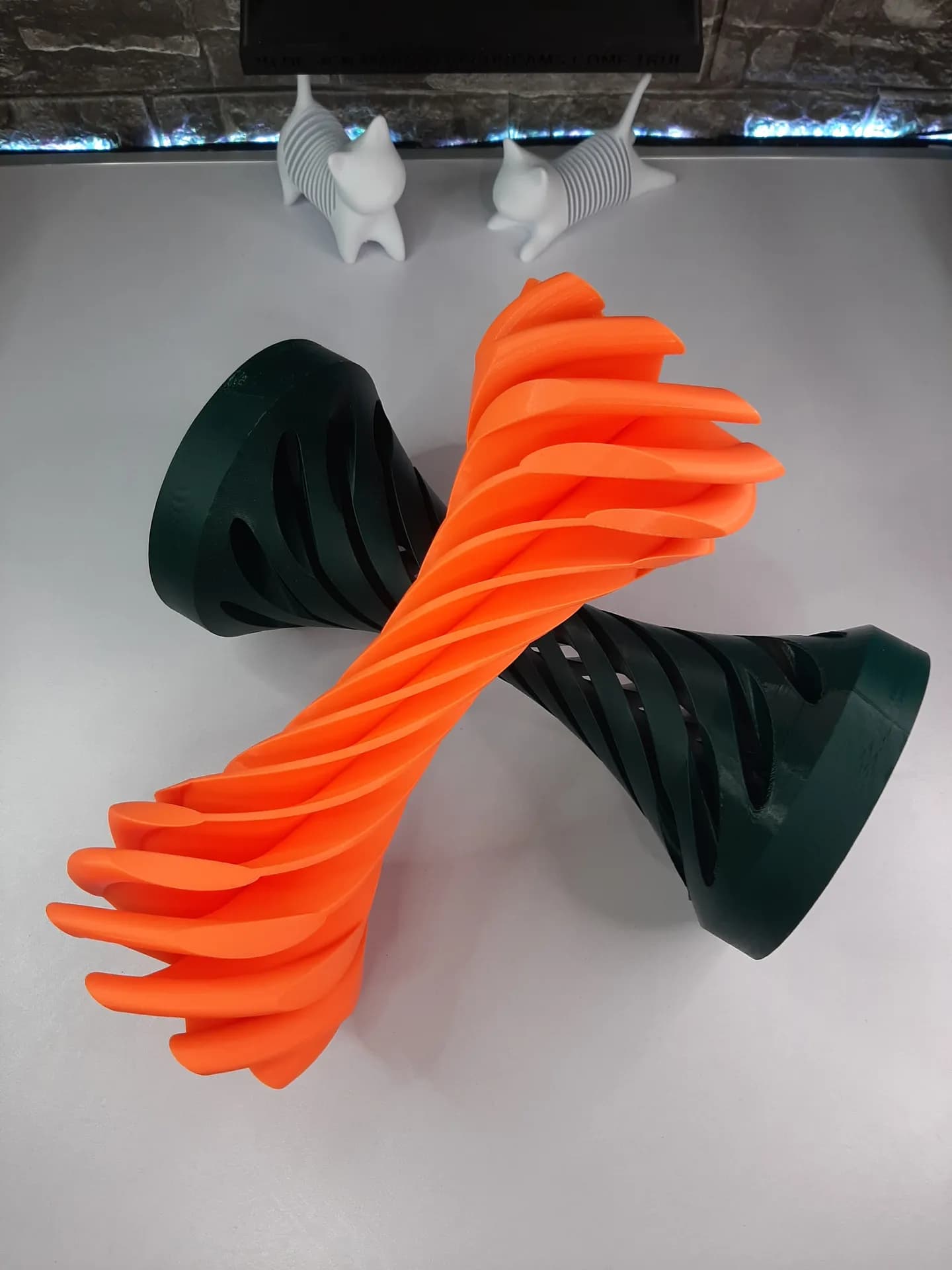 Large Impossible Passthrough Fidget - Image 4