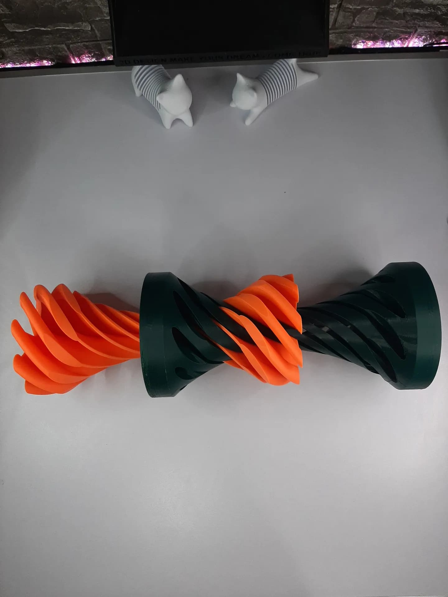 Large Impossible Passthrough Fidget - Image 6