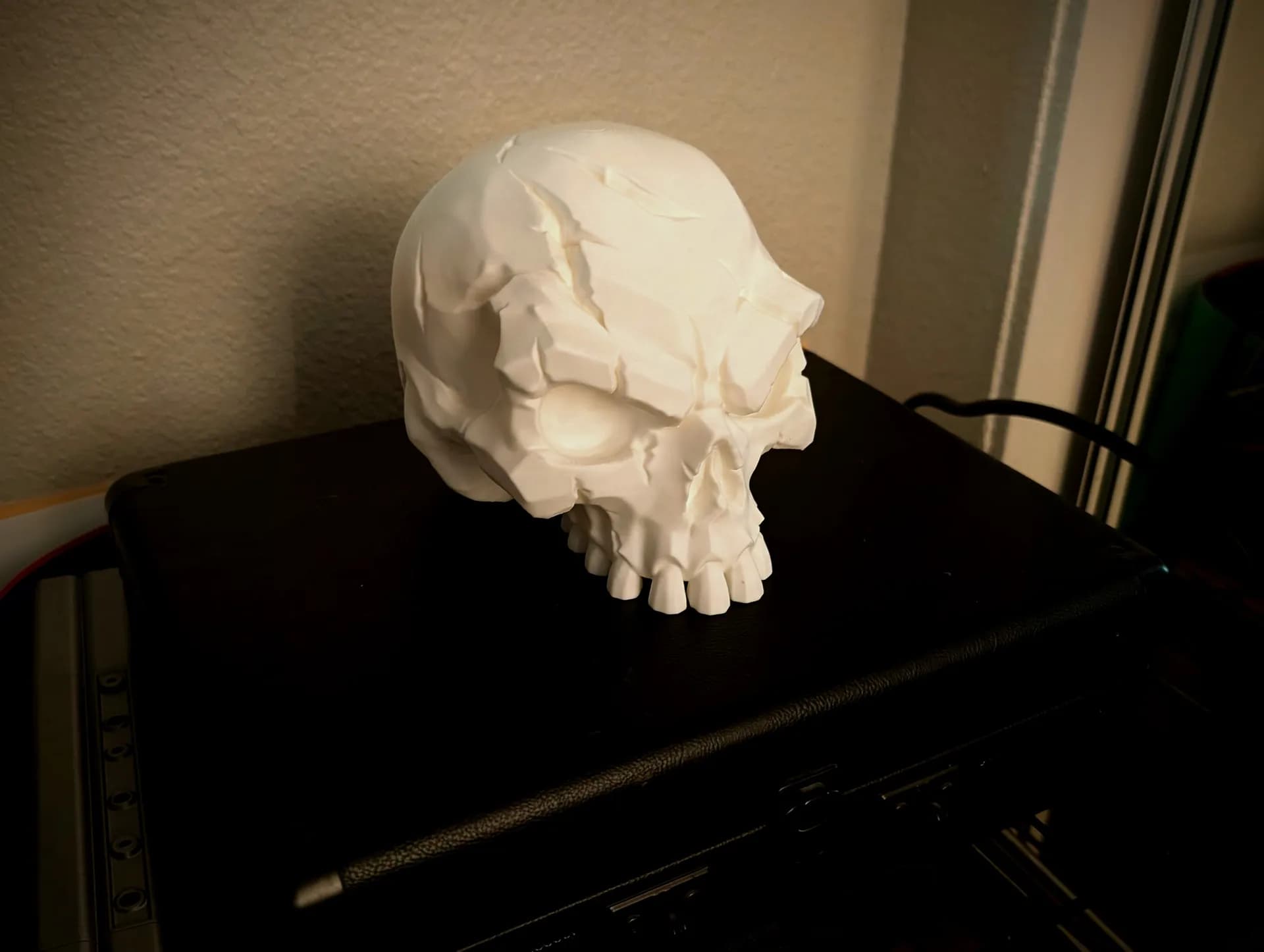 Battle-Scarred Gothic Skull - Image 2
