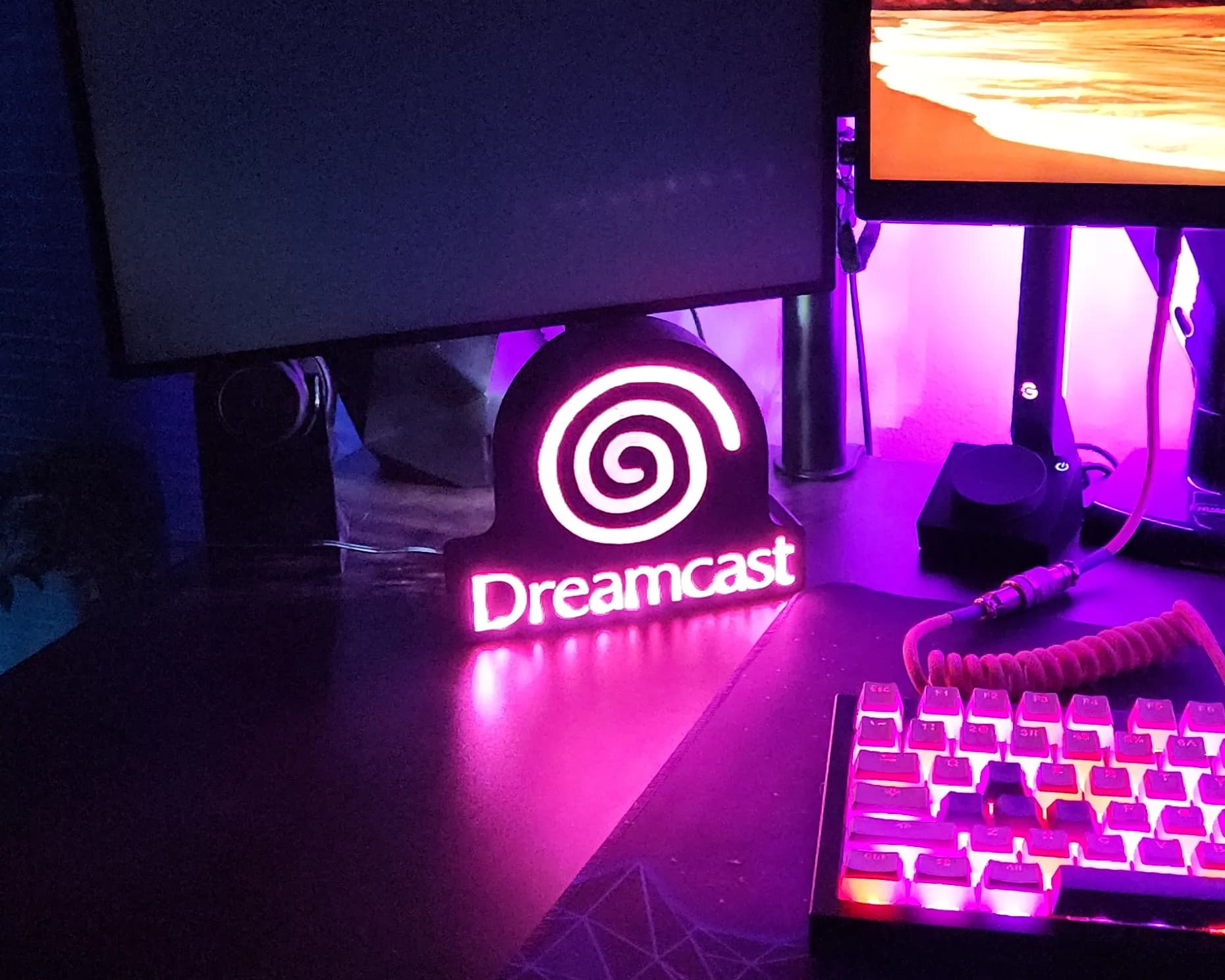 Dreamcast-Inspired LED Lamp - Image 1