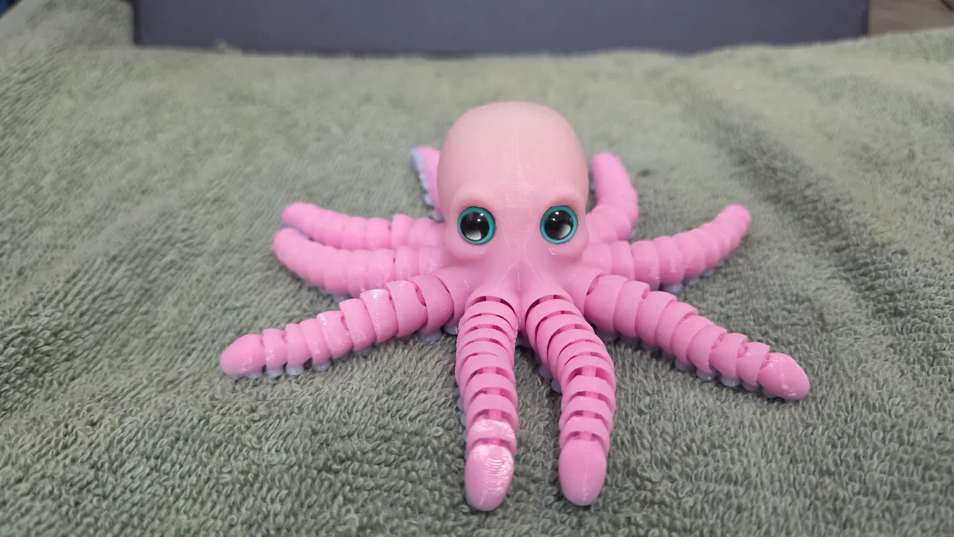Flexi Octopus for Glass Eyes - Image 2