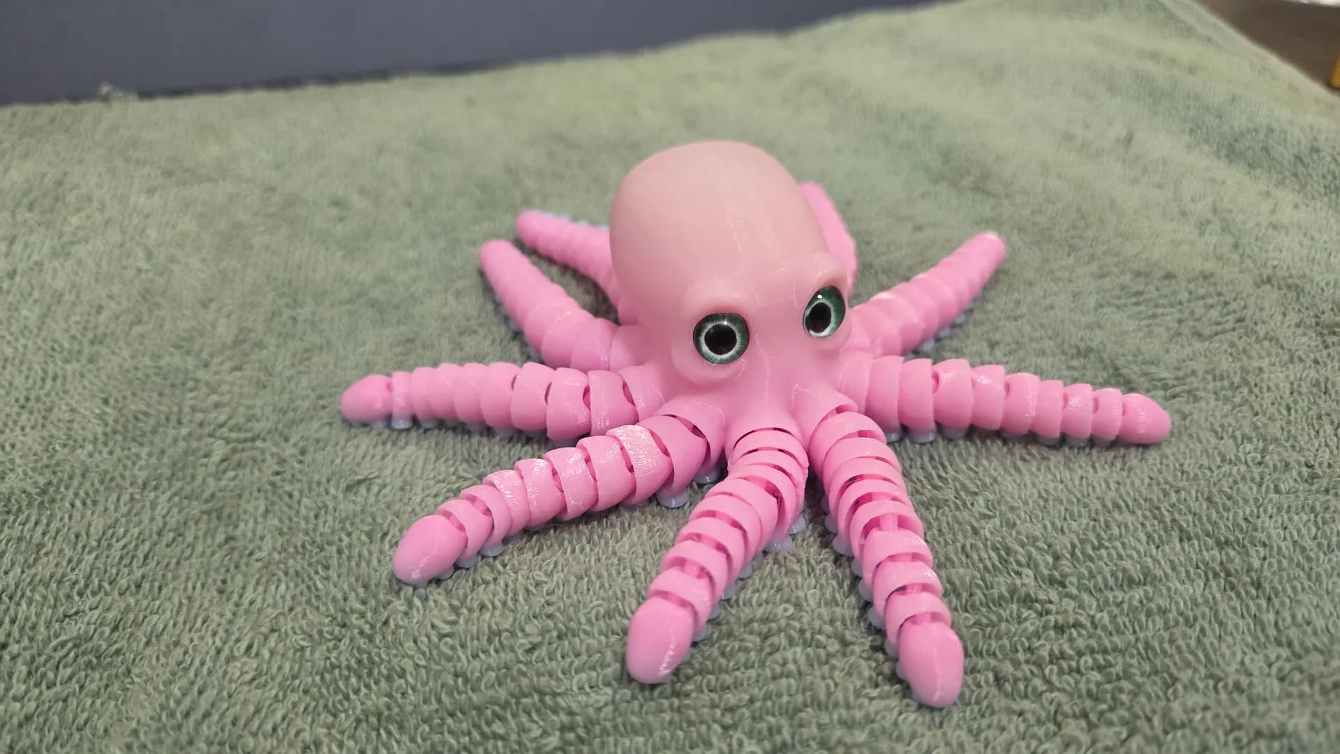 Flexi Octopus for Glass Eyes - Image 15