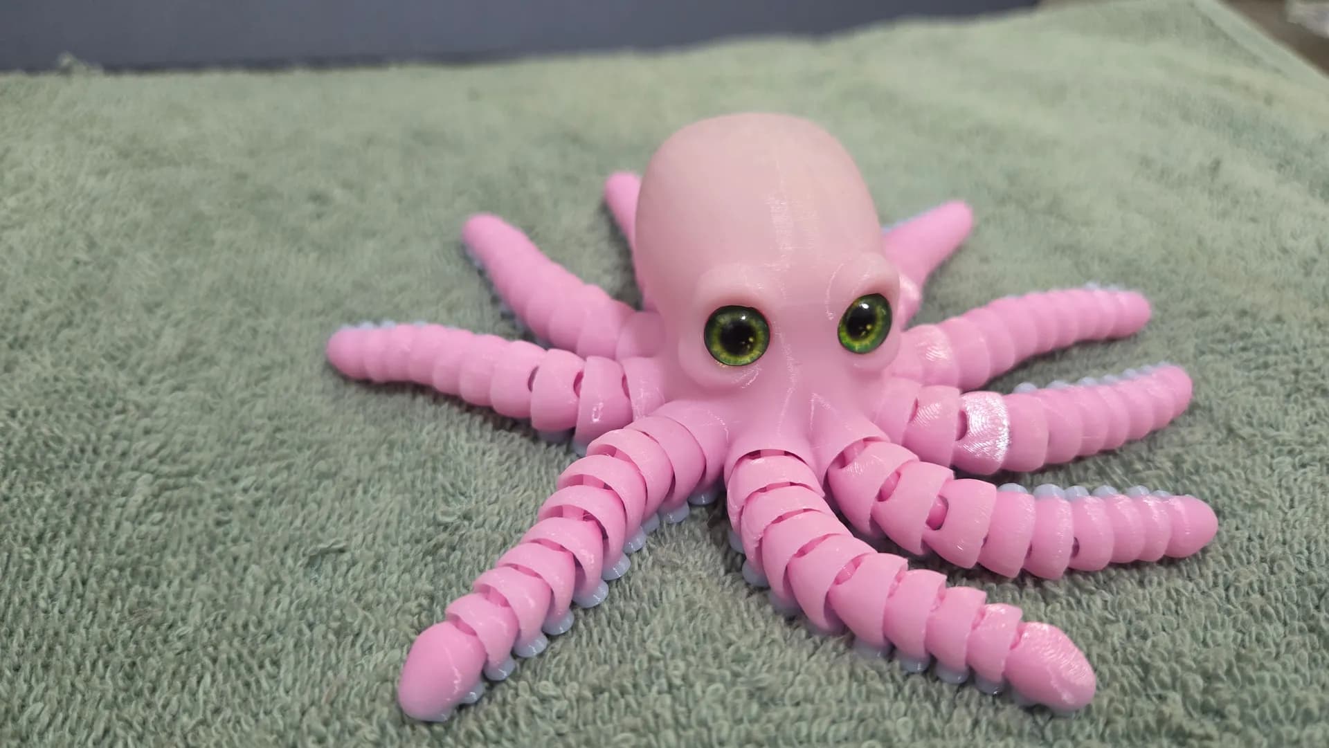 Flexi Octopus for Glass Eyes - Image 18