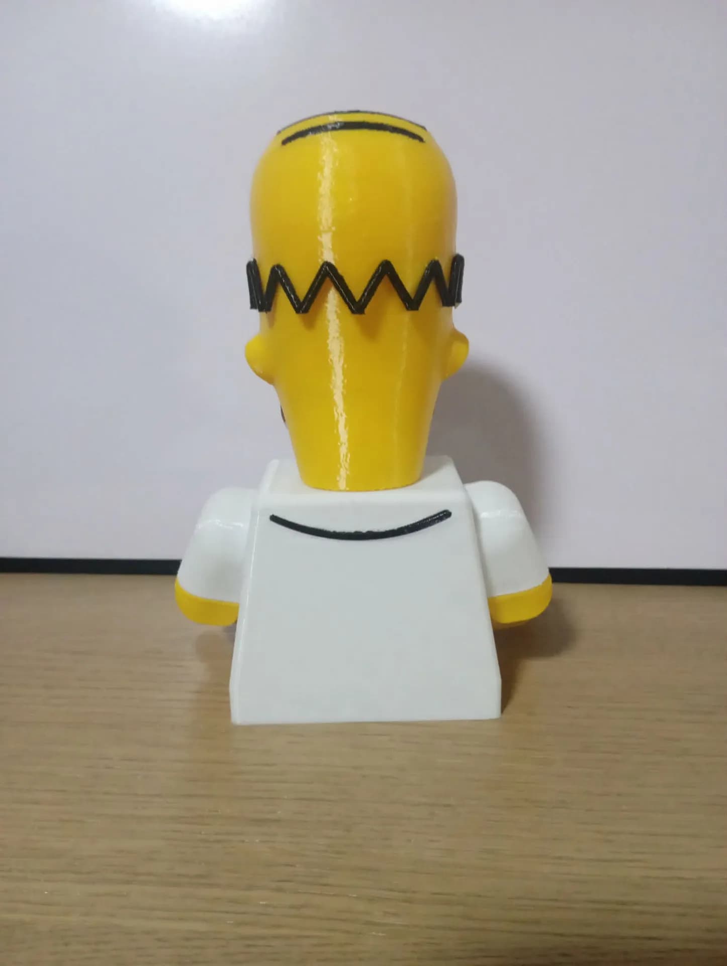 Homer Simpson Giant Minifigure - Image 8