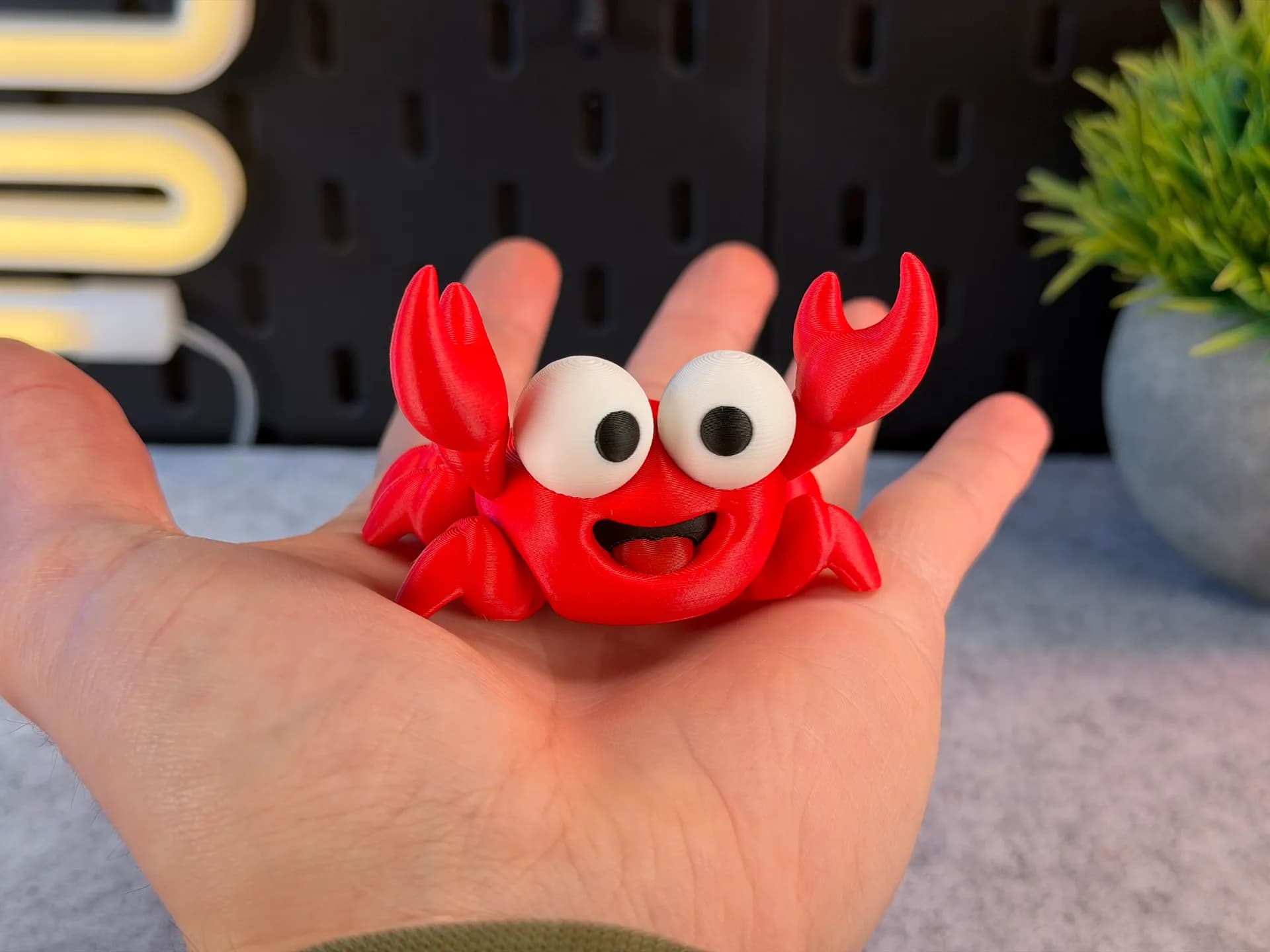 Cute Articulated Crab - Image 5