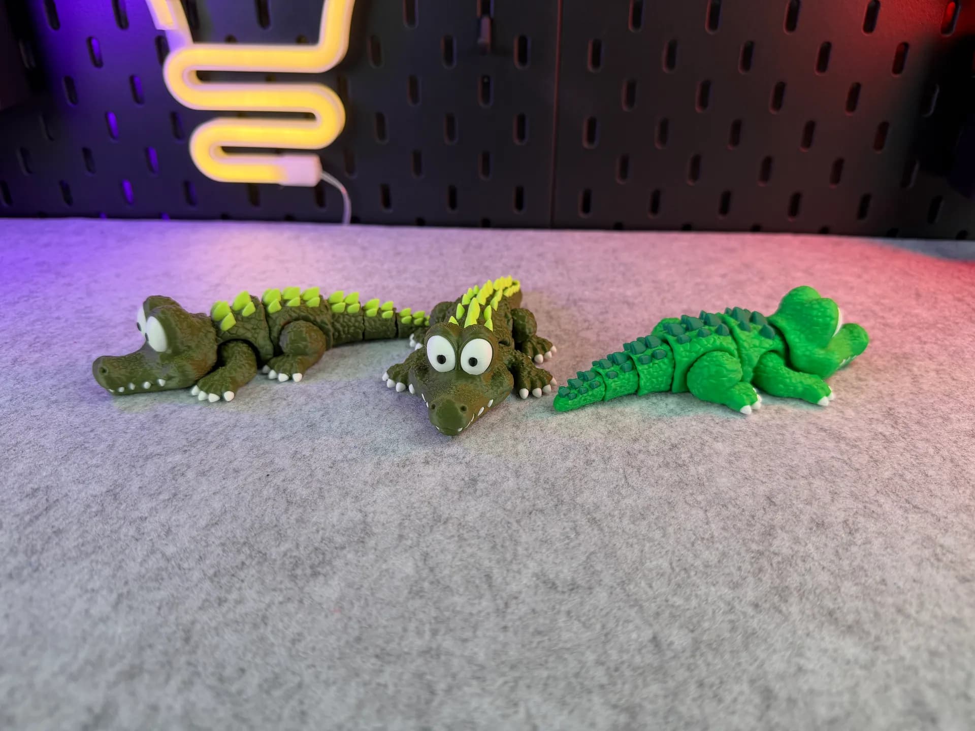 Cute Articulated Crocodile - Image 6