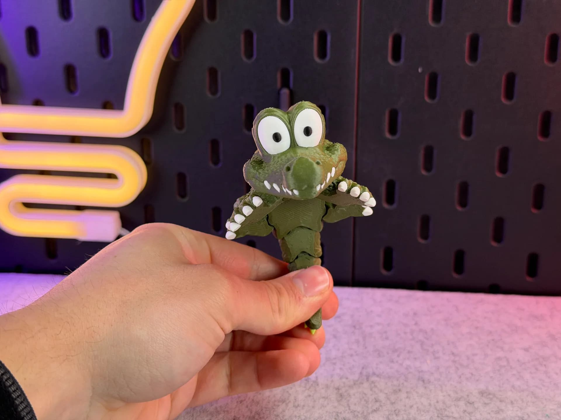 Cute Articulated Crocodile - Image 9